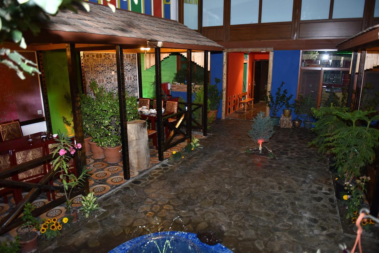 Inci Design Hotel & Hostel Şǝki Exteriör bild