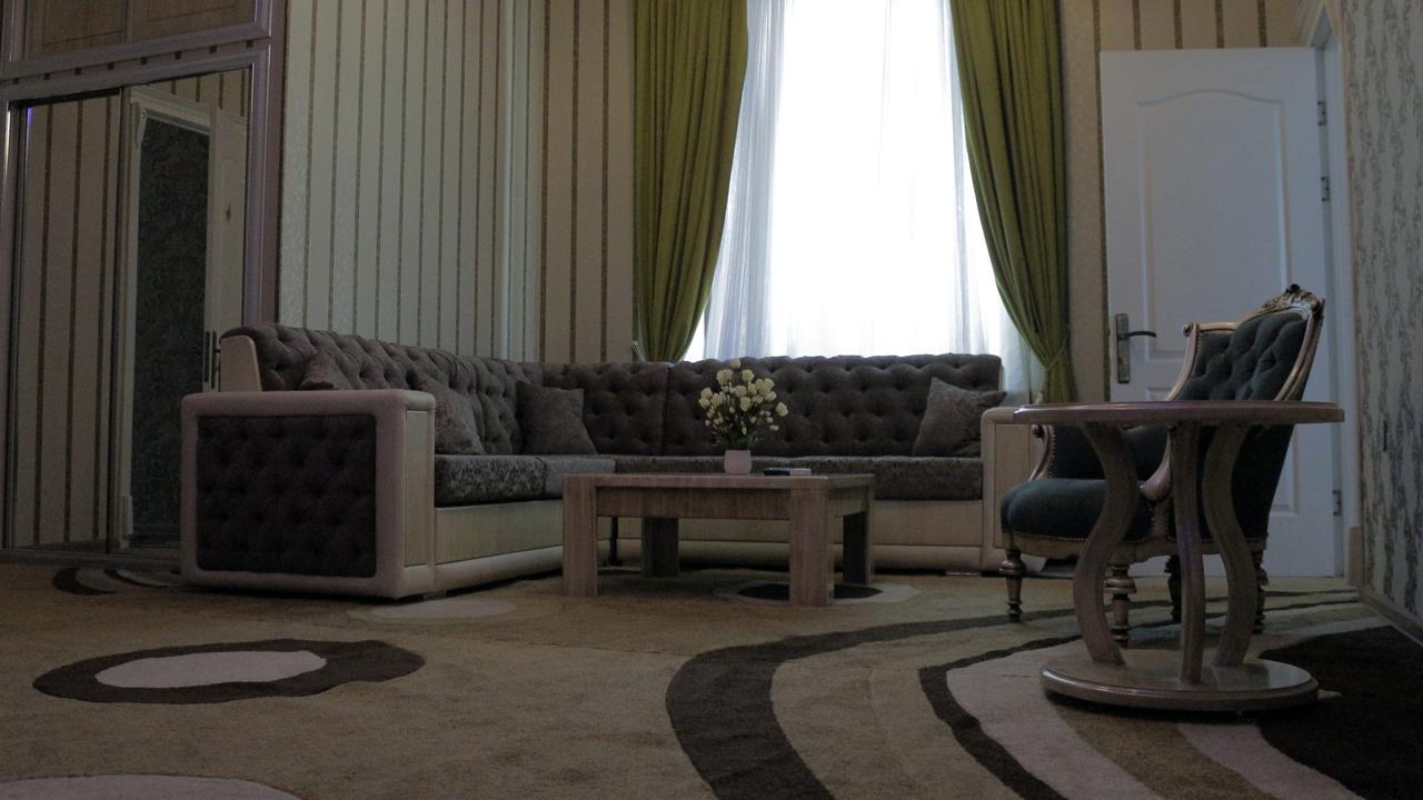 Inci Design Hotel & Hostel Şǝki Exteriör bild
